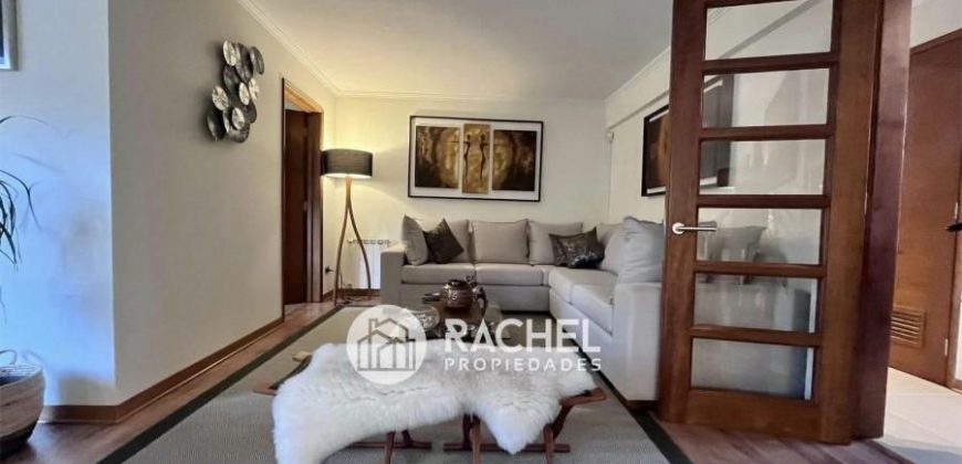VENTA HERMOSA CASA RECIÉN REMODELADA