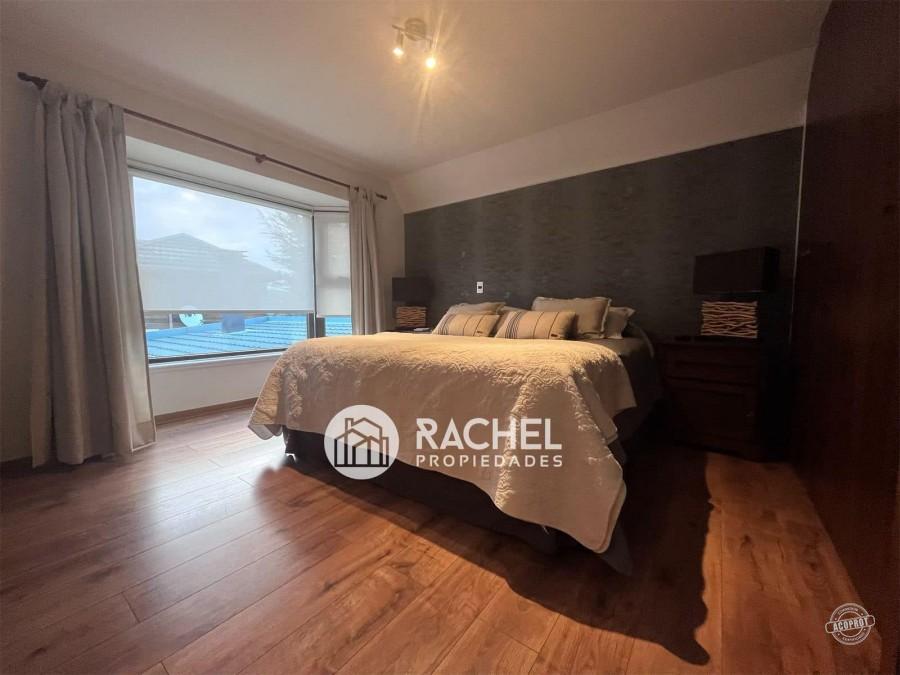 VENTA HERMOSA CASA RECIÉN REMODELADA
