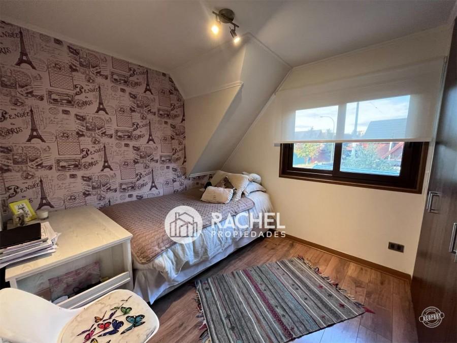 VENTA HERMOSA CASA RECIÉN REMODELADA