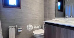 VENTA HERMOSA CASA RECIÉN REMODELADA
