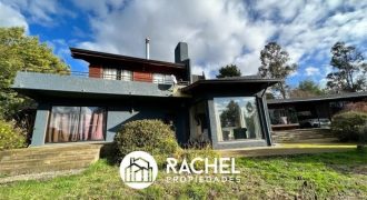 SE ARRIENDA LINDA Y AMPLIA CASA EN CONDOMINIO EN LOMAS DE CHIVILCAN