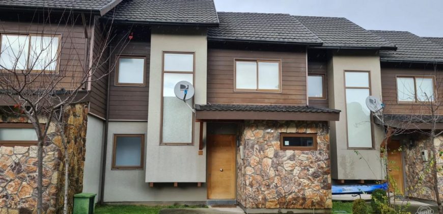 SE VENDE CASA EN PUCON
