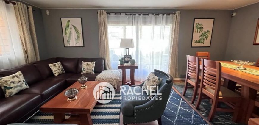 SE VENDE CÓMODA CASA EN SECTOR DE LOMAS DE MIRASUR