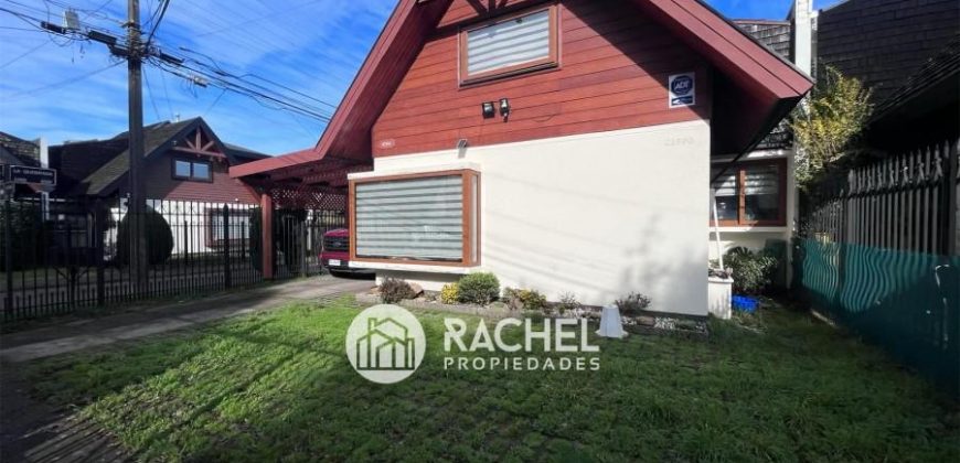 SE VENDE CÓMODA CASA EN SECTOR DE LOMAS DE MIRASUR