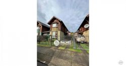 SE VENDE ACOGEDORA CASA ARBOLEDA DEL PORTAL