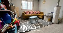 SE VENDE ACOGEDORA CASA ARBOLEDA DEL PORTAL