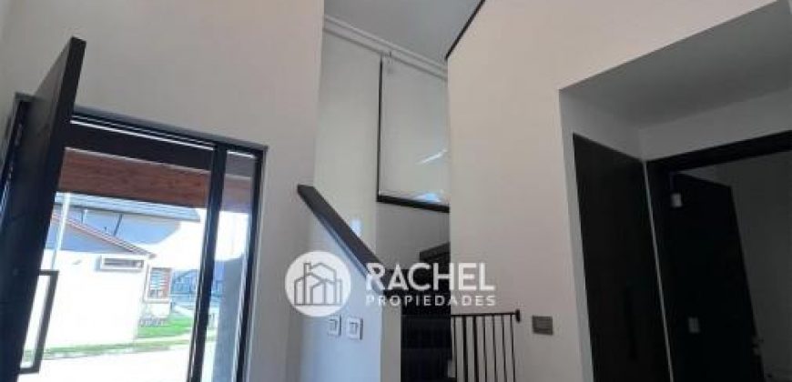 SE ARRIENDA PRECIOSA CASA SEMI NUEVA EN CONDOMINIO