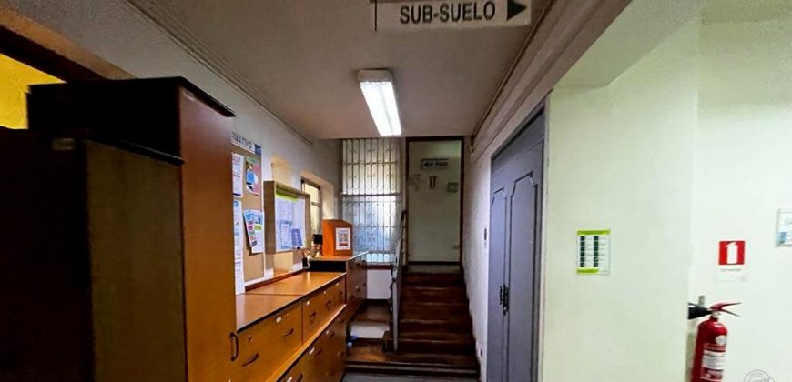 Arrendamos amplia casa comercial tipo edificio multipropósito ideal para oficina institucional