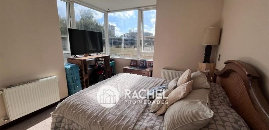 SE ARRIENDA SOLEADO DEPTO 3D-2B EN CONDOMINIO LOS CONQUISTADORES