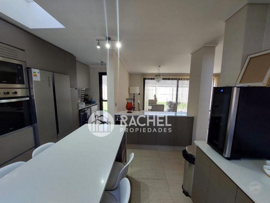 SE ARRIENDA MODERNA Y EXCLUSIVA CASA MEDITERRANEA EN CONDOMINIO CONDOMINIO BELO HORIZONTE
