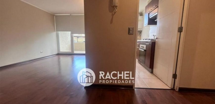Se Arrienda Soleado Departamento 3D, 2B en Condominio Los Conquistadores