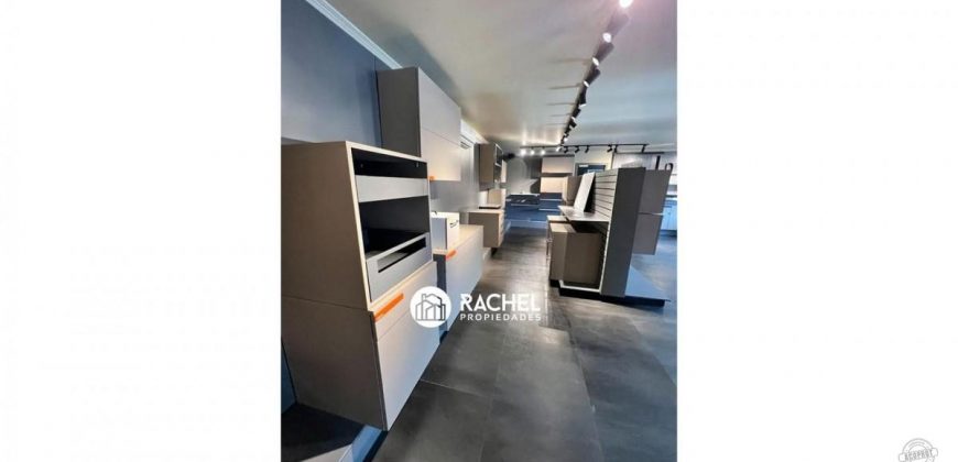 LOCAL COMERCIAL EN UN SEGUNDO PISO – SECTOR HOCHTETTER
