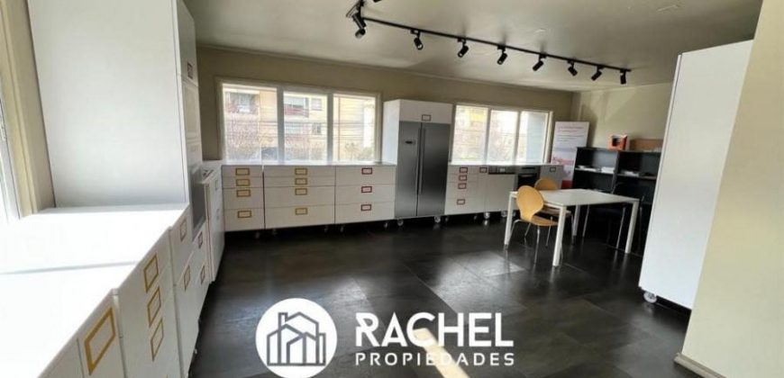 LOCAL COMERCIAL EN UN SEGUNDO PISO – SECTOR HOCHTETTER