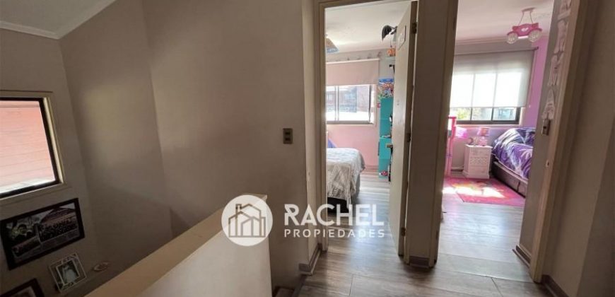 SE VENDE CASA ESQUINA ARBOLEDA DEL PORTAL