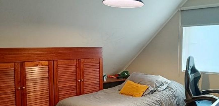Se vende hermosa casa en condominio, Barrio Inglés.