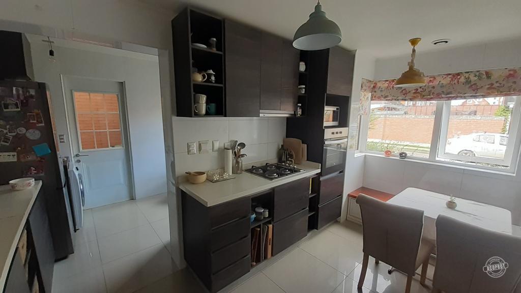 SE VENDE LINDA CASA EN CONDOMINIO ALTOS DEL PORTAL