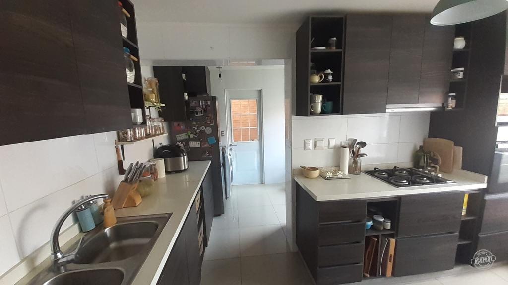 SE VENDE LINDA CASA EN CONDOMINIO ALTOS DEL PORTAL