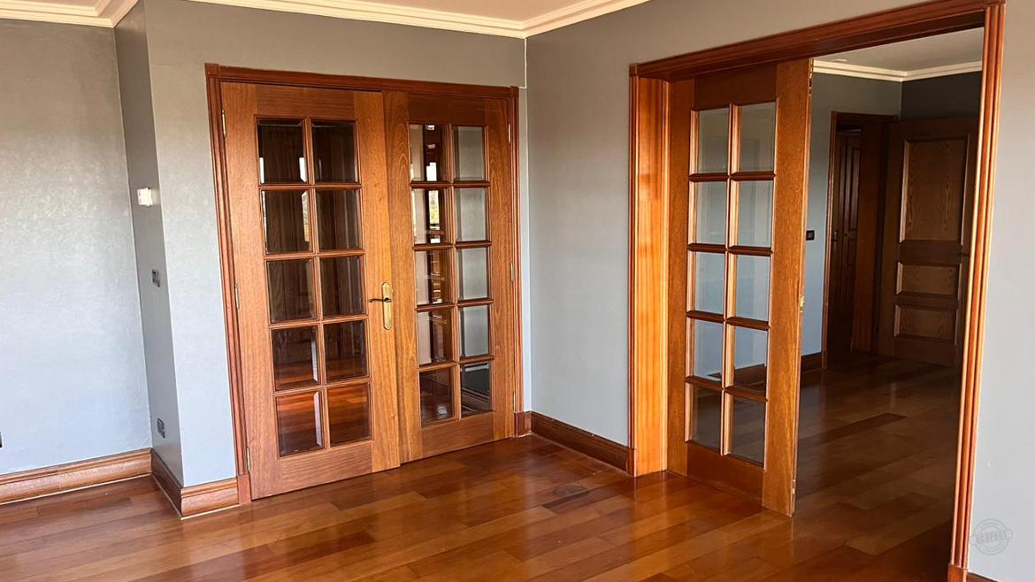 Vendemos amplio y luminoso departamento en Edificio El Conquistado