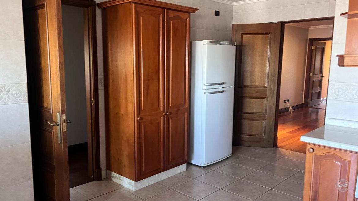 Vendemos amplio y luminoso departamento en Edificio El Conquistado