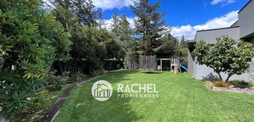 SE VENDE ESPECTACULAR CASA MEDITERRANEA EN CONSOLIDADO CONDOMINIO DE TEMUCO