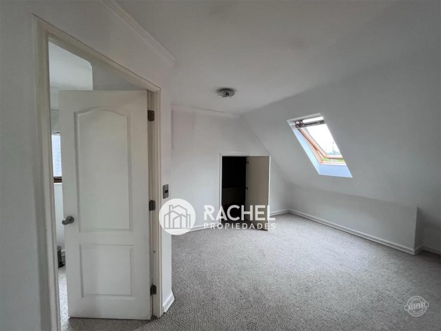SE VENDE LINDA CASA DE 4D- SECTOR LAS ENCINAS