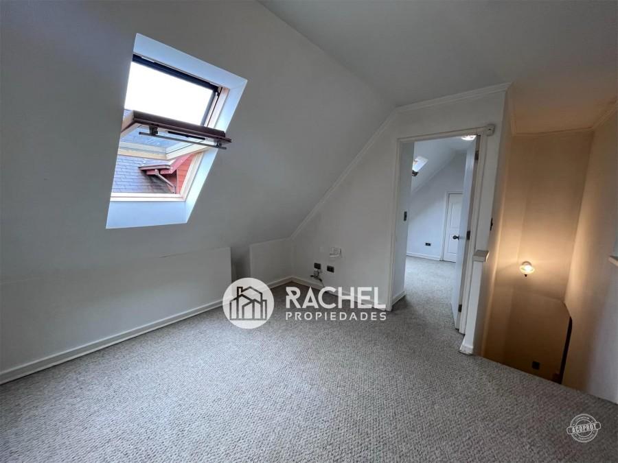 SE VENDE LINDA CASA DE 4D- SECTOR LAS ENCINAS