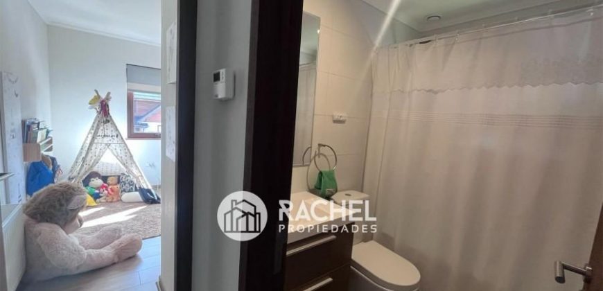 SE VENDE PRECIOSA CASA SEMI NUEVA EN CONDOMINIO VISTA GOLF
