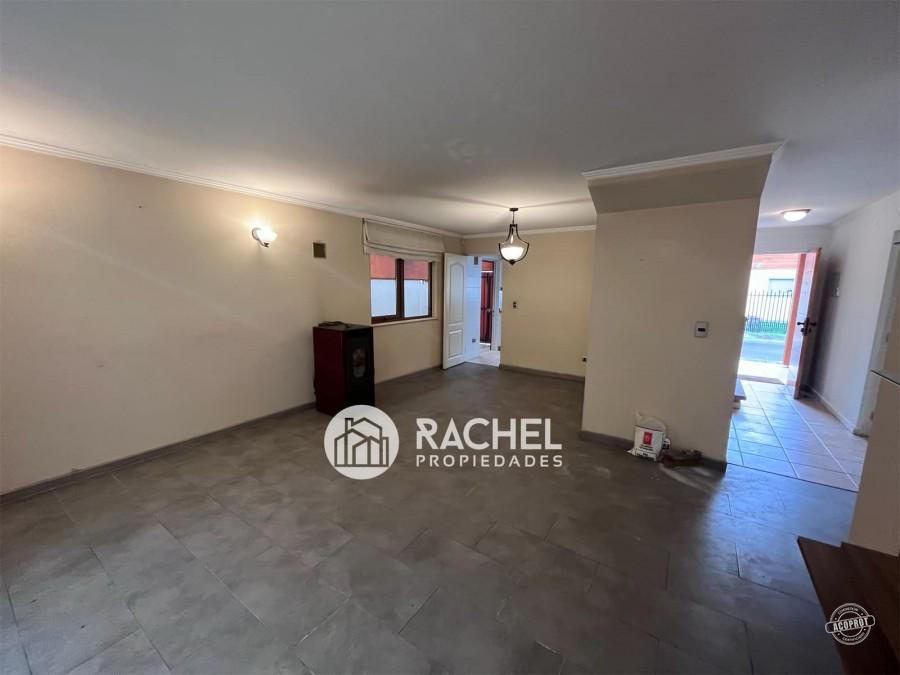 SE VENDE LINDA CASA DE 4D- SECTOR LAS ENCINAS