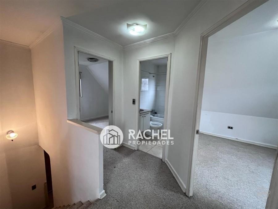 SE VENDE LINDA CASA DE 4D- SECTOR LAS ENCINAS