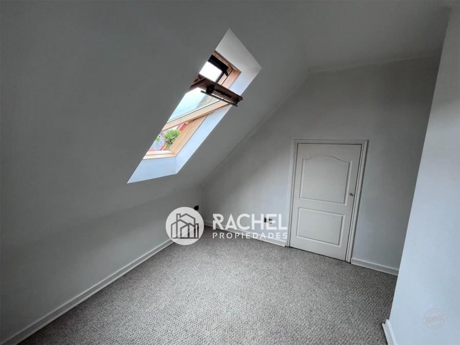 SE VENDE LINDA CASA DE 4D- SECTOR LAS ENCINAS