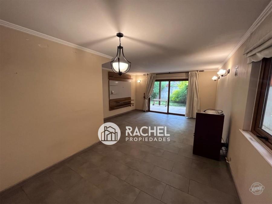 SE VENDE LINDA CASA DE 4D- SECTOR LAS ENCINAS