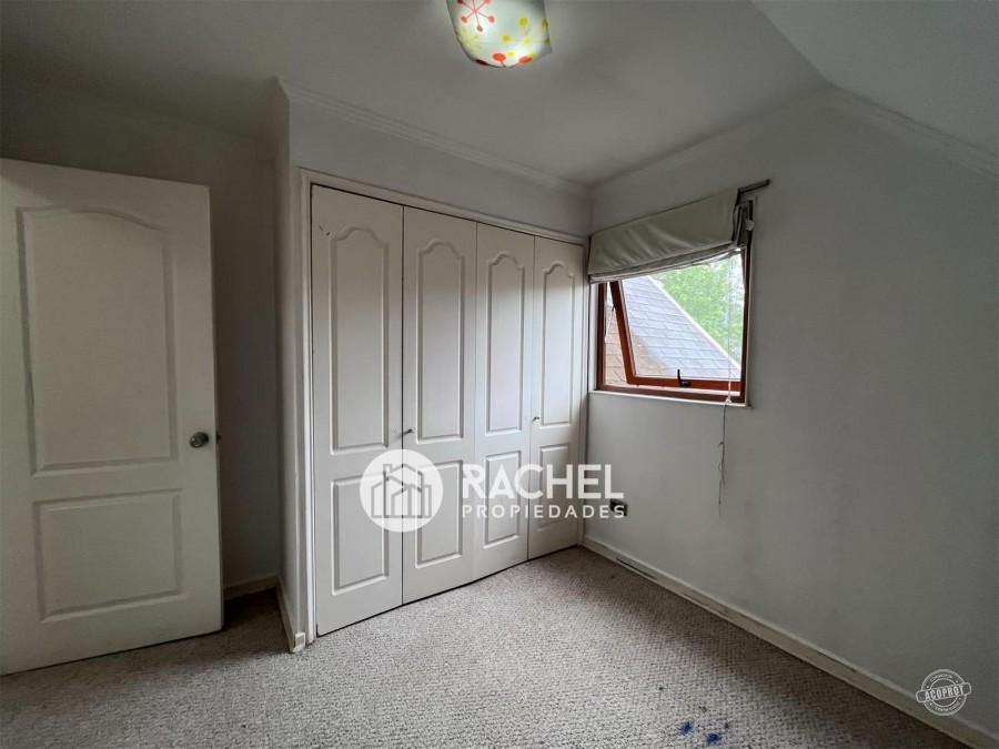 SE VENDE LINDA CASA DE 4D- SECTOR LAS ENCINAS