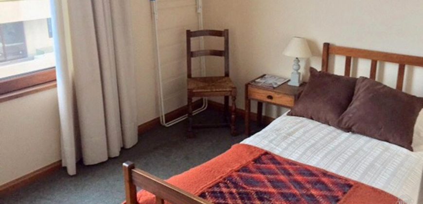 Vendemos amplio departamento dúplex a pasos de la Av. Alemania