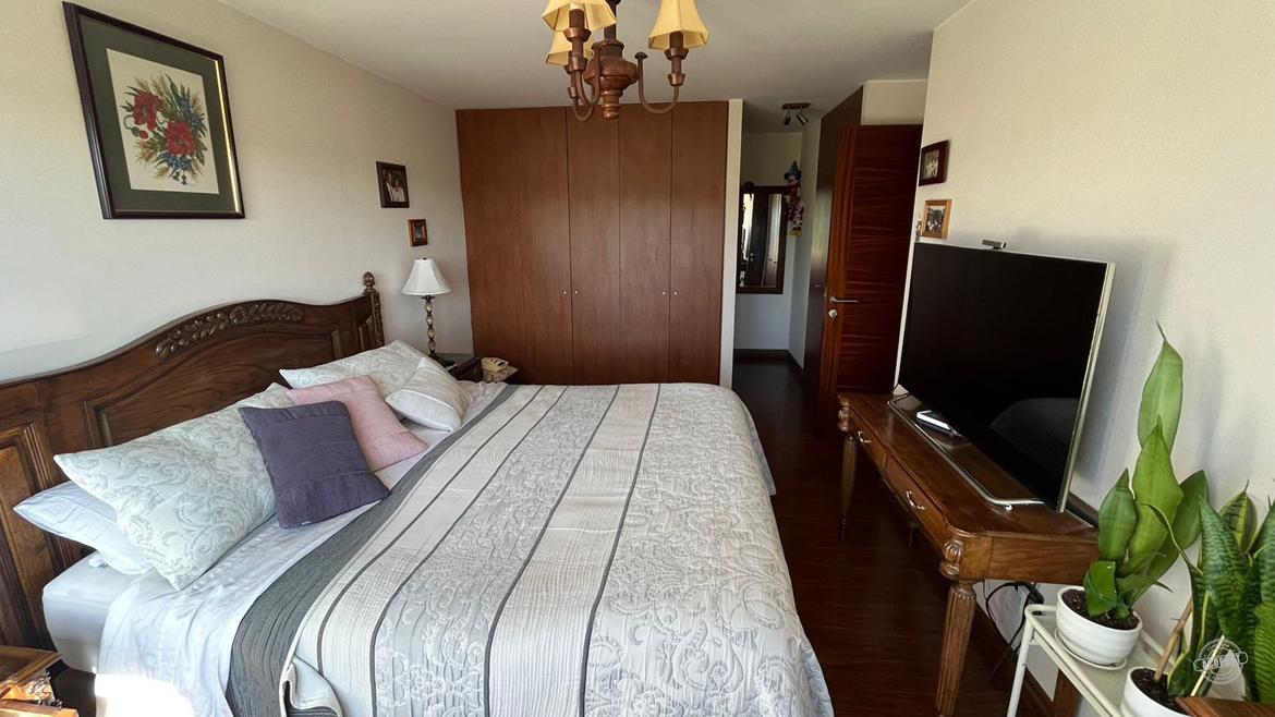 Vendemos amplio departamento en Condominio Cumbres del Sur