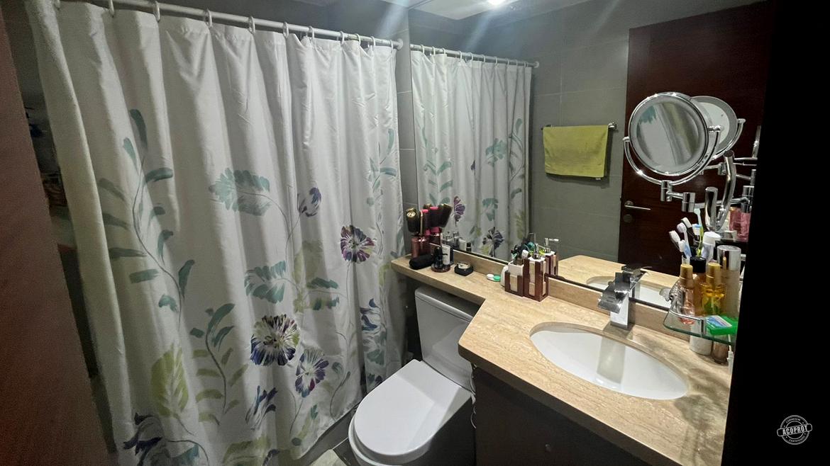 Vendemos amplio departamento en Condominio Cumbres del Sur