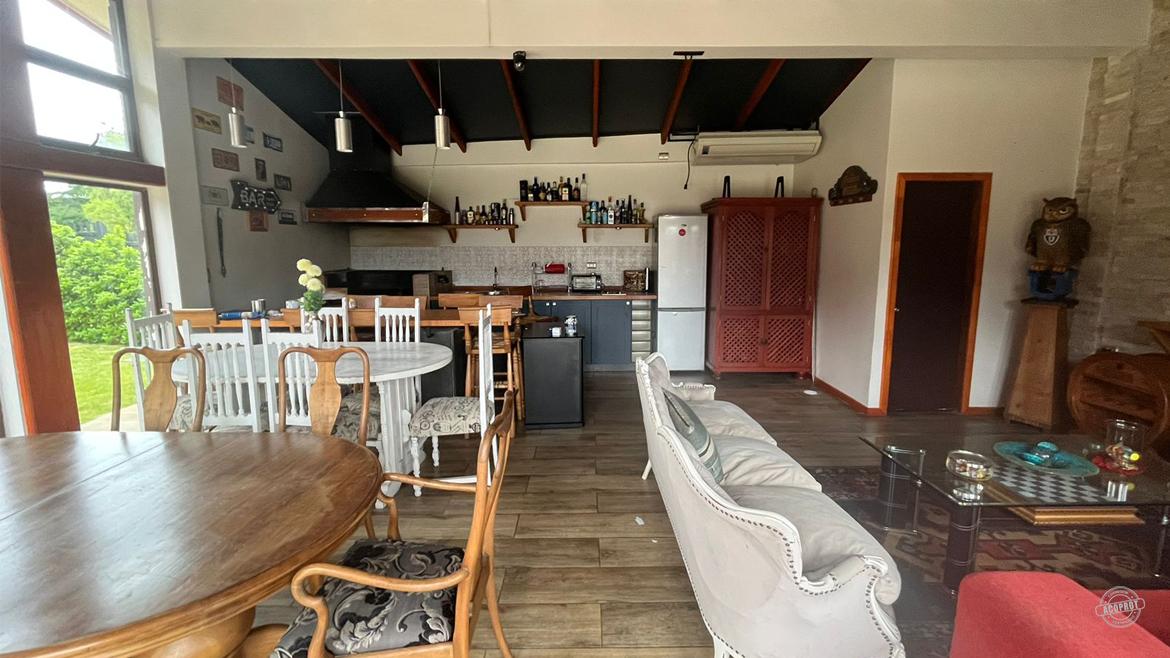 Vendemos  hermosa casa en Lomas del Carmen