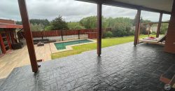 Vendemos  hermosa casa en Lomas del Carmen
