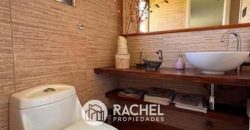 EN VENTA GRAN CASA SECTOR BARRIO INGLES