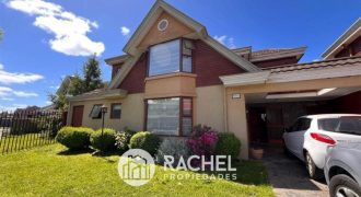 EN VENTA GRAN CASA SECTOR BARRIO INGLES
