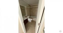 SE VENDE SOLEADO DEPTO EN CONDOMINIO PLAZA PARQUE LOS POETAS