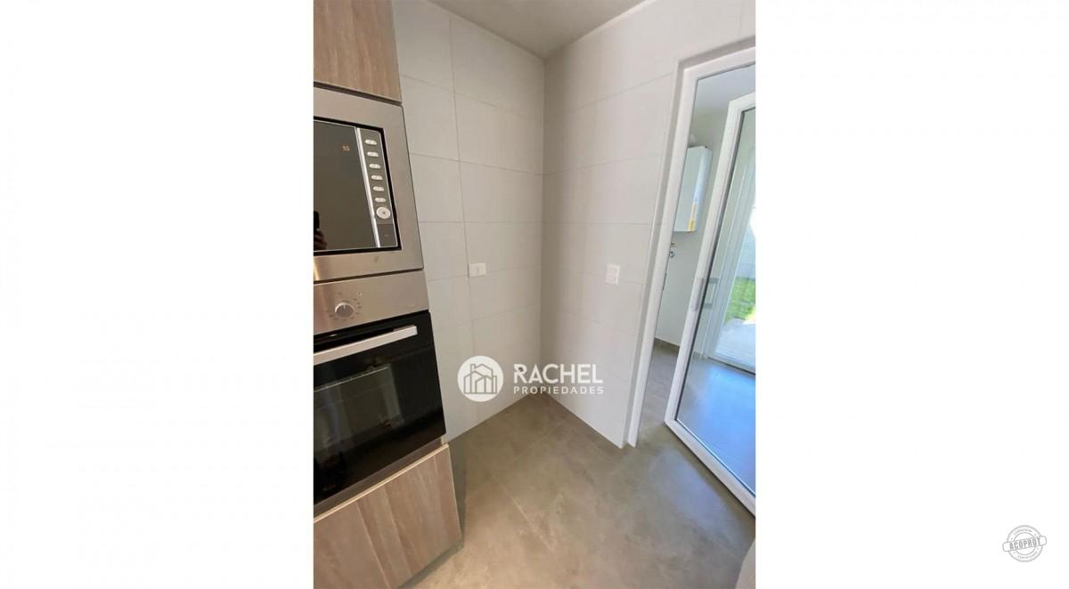 SE ARRIENDA HERMOSA CASA CONDOMINIO ANTUMALAL