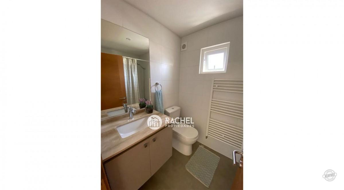 SE ARRIENDA HERMOSA CASA CONDOMINIO ANTUMALAL