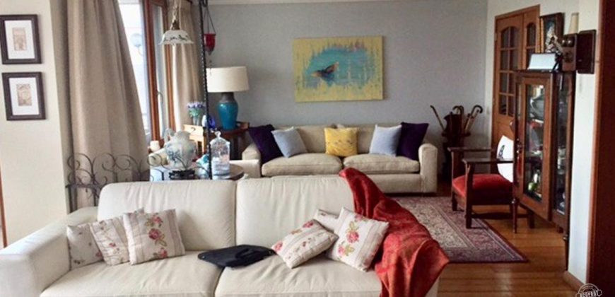 Vendemos amplio departamento dúplex a pasos de la Av. Alemania
