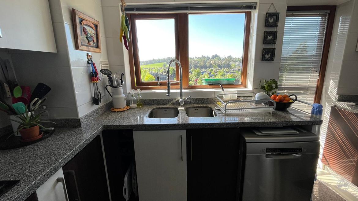 Vendemos amplio departamento en Condominio Cumbres del Sur