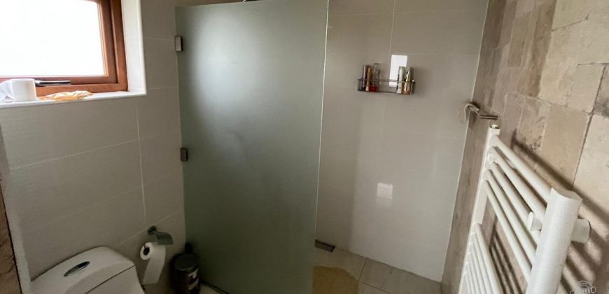 Vendemos  hermosa casa en Lomas del Carmen