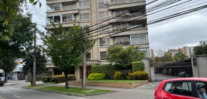 VENDO DEPARTAMENTO EDIFICIO AMANCAY