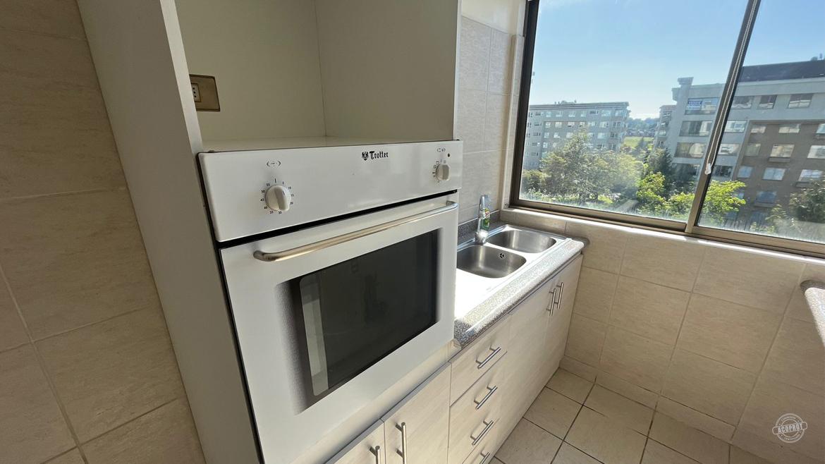 Arrendamos departamento en Condominio Los Pablos