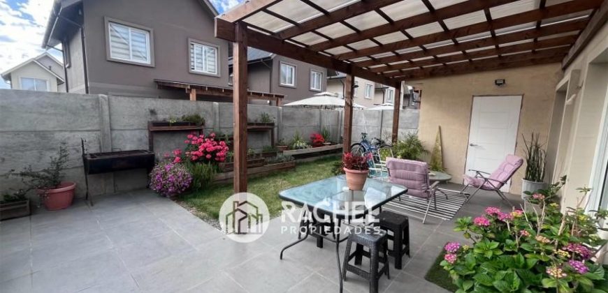 SE VENDE CASA GRAN PLUSVALIA EN CONDOMINIO HACIENDA SAN SEBASTIAN II