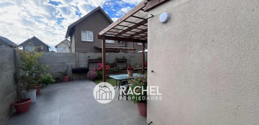 SE VENDE CASA GRAN PLUSVALIA EN CONDOMINIO HACIENDA SAN SEBASTIAN II