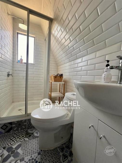 EN VENTA LINDA CASA JUAN PABLO II
